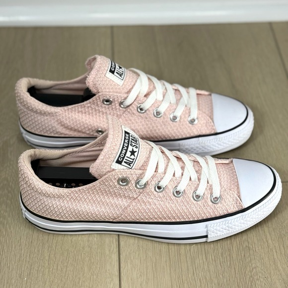 Converse Chuck Taylor All Star Women's Pink Textured Low‎ Top Sneakers 8.5 - Picture 10 of 11